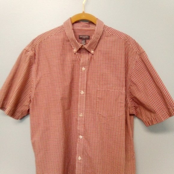 3/$25💦 VAN HEUSEN LG SHORT SLEEVE BUTTON DOWN RED - Picture 10 of 11